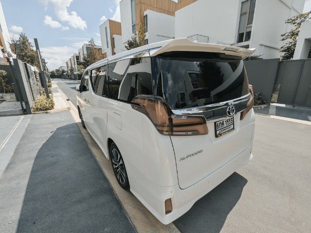 รถ Toyota Alphard 2.4 SC สี ขาว