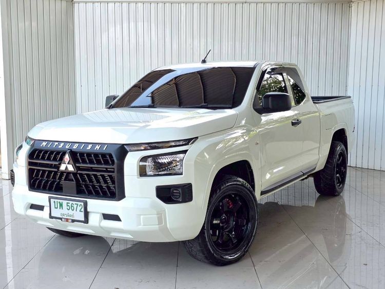 Mitsubishi Triton 2025 2.4 Active Pickup ดีเซล ไม่ติดแก๊ส เกียร์ธรรมดา ขาว รูปที่ 3