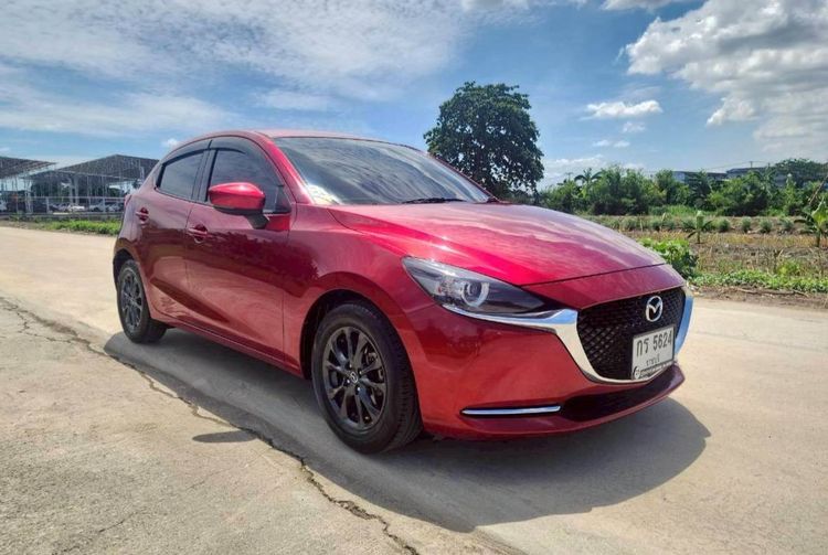Mazda Mazda 2 2022 1.3 Sports High Plus Sedan เบนซิน ไม่ติดแก๊ส เกียร์อัตโนมัติ แดง รูปที่ 4