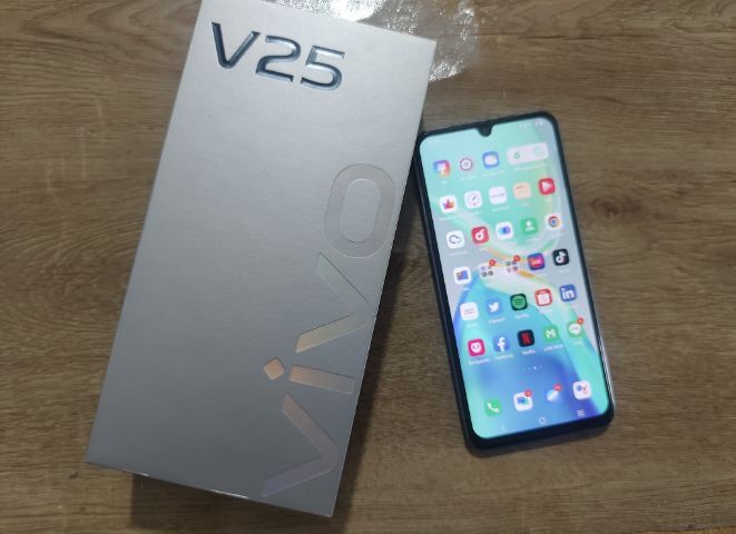 vivo v25 มีกล่อง