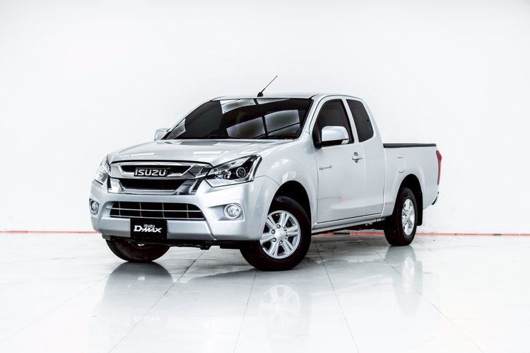 Isuzu D-MAX 2017 1.9 L Pickup ดีเซล ไม่ติดแก๊ส เกียร์ธรรมดา เทา