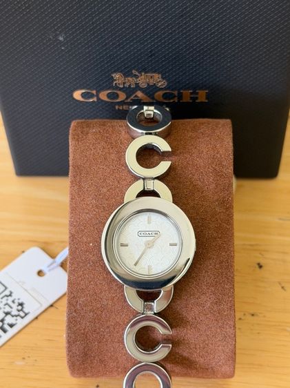 ขาว COACH Kristy Signature C-Link Bracelet รุ่น Signature C 