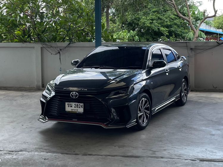 รถ Toyota Yaris ATIV 1.2 Sport สี เทา