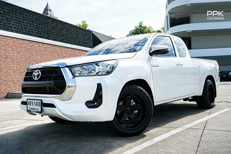 รถ Toyota Hilux Revo 2.4 Z Edition Entry สี ขาว