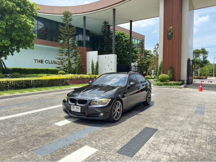 BMW Series 3 2011 318i Sedan เบนซิน ไม่ติดแก๊ส เกียร์อัตโนมัติ ดำ รูปที่ 3