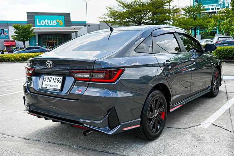 Toyota Yaris ATIV 2024 1.2 Sport Sedan เบนซิน ไม่ติดแก๊ส เกียร์อัตโนมัติ เทา รูปที่ 4