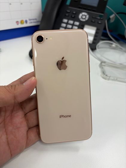 64 GB ขาย iPhone 8 64gb เครื่ิองนอก มีแค่สายชาร์จ