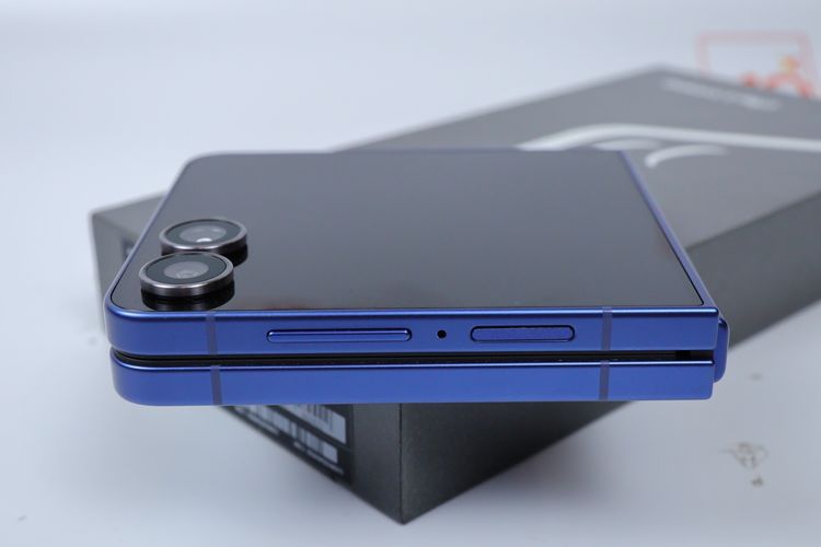 Samsung Galaxy Z Flip 7 12.256GB รูปที่ 11