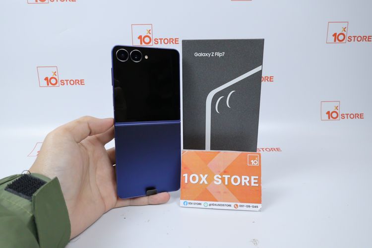 อื่นๆ Samsung Galaxy Z Flip 7 12.256GB