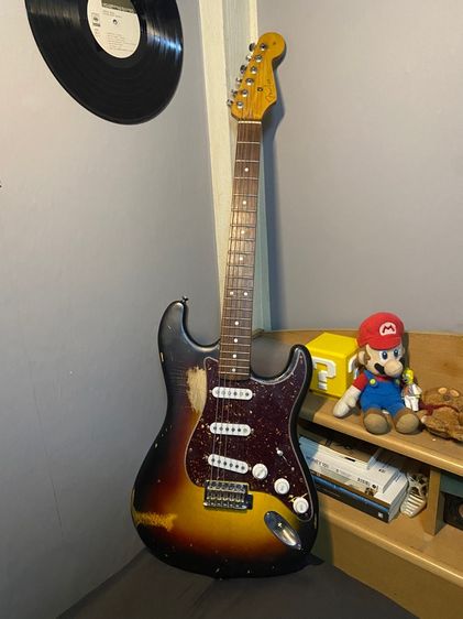 อื่นๆ กีต้าร์ไฟฟ้า Stratocaster Custom 64‘