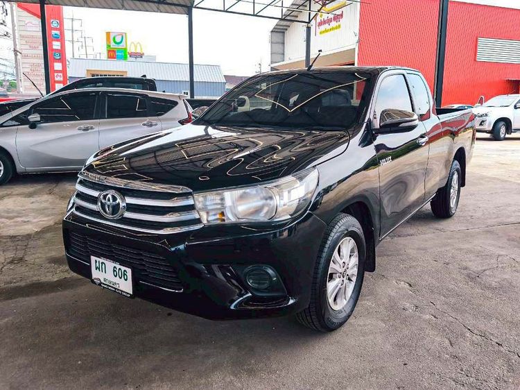 รถ Toyota Hilux Revo 2.4 J Plus สี ดำ
