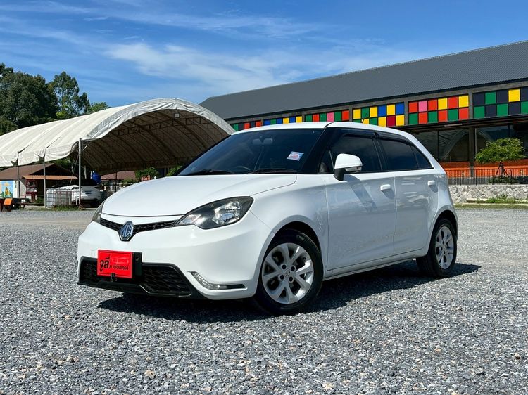 รถ MG MG3 1.5 D สี ขาว