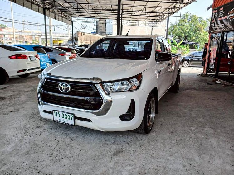 Toyota Hilux Revo 2021 Smart Cab 2.4 Entry Z Edition Pickup ดีเซล ไม่ติดแก๊ส เกียร์ธรรมดา ขาว รูปที่ 1