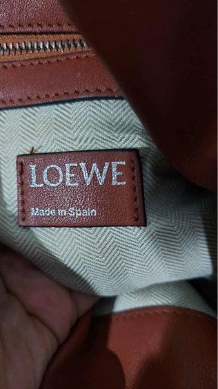 กระเป๋าสะพาย Loewe สีน้ำตาลใบใหญ่ รูปที่ 11