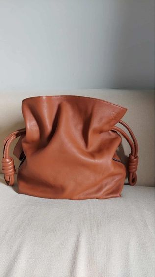 กระเป๋าสะพาย Loewe สีน้ำตาลใบใหญ่ รูปที่ 2