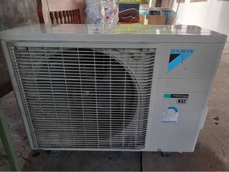 แอร์ติดผนัง เป็นระบบอินเวอร์เตอร์ Daikin เครื่องปรับอากาศ