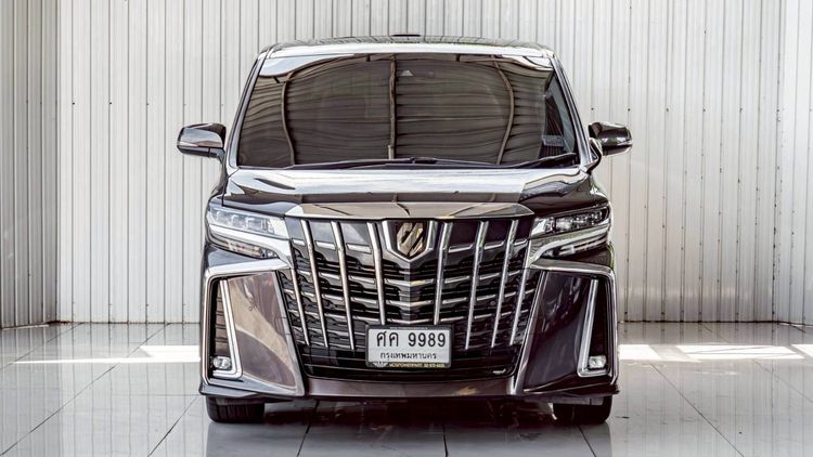 รถ Toyota Alphard 2.5 สี น้ำตาล