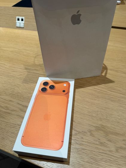Iphone 17 pro max 512 GB สีส้ม ยังไม่แกะกล่อง รูปที่ 3