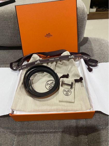 📣📣NEW ของใหม่อุปกรณ์ครบ แท้💯เข็มขัด Hermes Focus 13 mm Belt Size 90 สี Noir และ Gold หัวเงิน อุปกรณ์ครบกล่อง รูปที่ 2