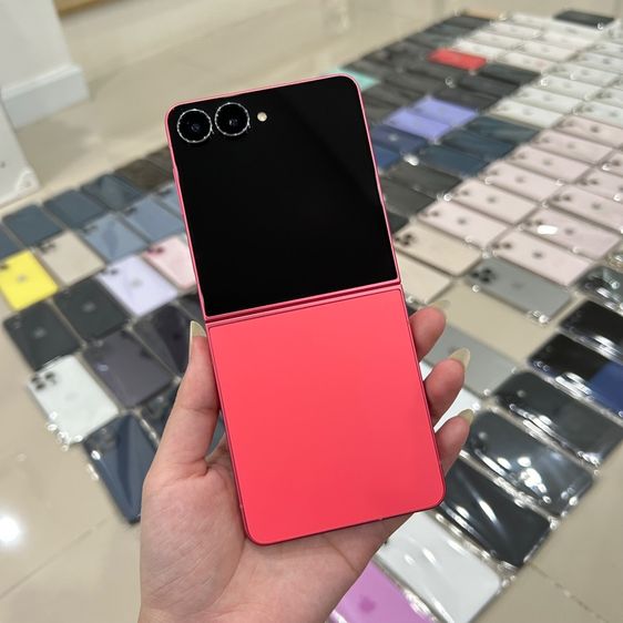 Samsung Galaxy Flip 7