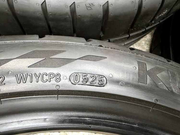 ยางถอดป้ายแดงขอบ 20” ยี่ห้อ KUMHO รุ่น ECSTA SPORT ขนาด 245-40R20 ปี 25 MADE IN KOREA ตุ่มหน้ายางยังอยู่ครบ รูปที่ 4