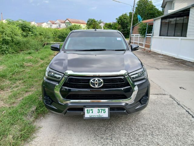 Toyota Hilux Revo 2023 2.4 Z Edition Entry Pickup ดีเซล ไม่ติดแก๊ส เกียร์ธรรมดา เทา รูปที่ 2
