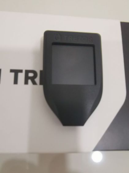 Trezor Model T รูปที่ 2