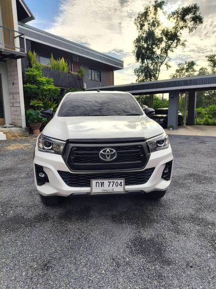 Toyota Hilux Revo 2019 2.8 Prerunner G Rocco Pickup ดีเซล ไม่ติดแก๊ส เกียร์อัตโนมัติ ขาว