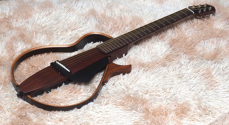 ขาย YAMAHA SLG200