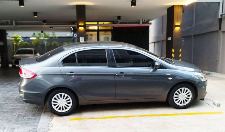 Suzuki Ciaz 2015 1.2 GL Sedan เบนซิน เกียร์อัตโนมัติ เทา รูปที่ 2