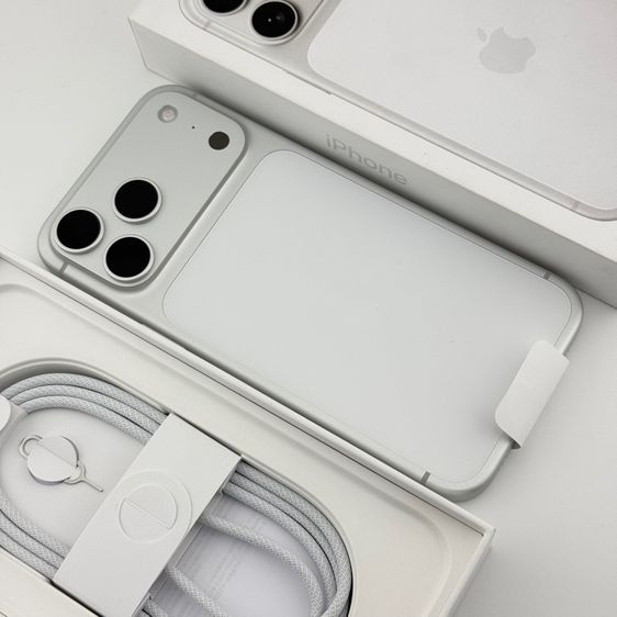 256 GB iPhone 17 ProMax 256gb มือ1