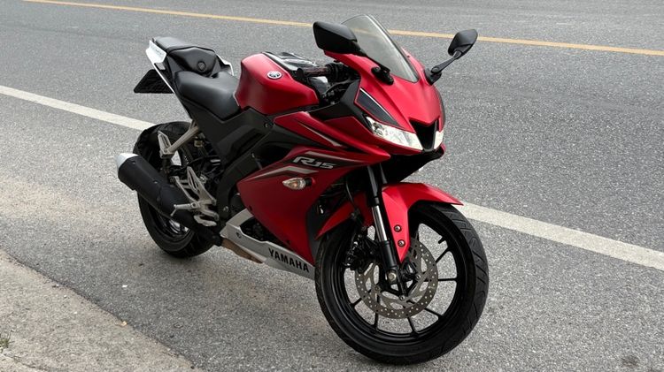 Yamaha r15 รูปที่ 2