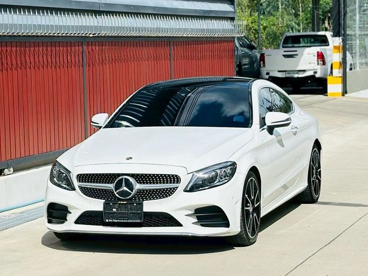 รถ Mercedes-Benz C-Class C200 สี ขาว