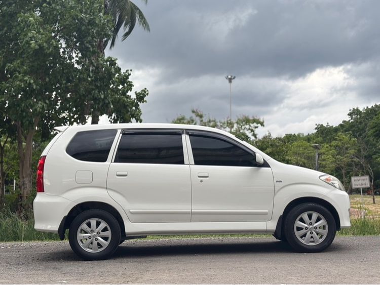 Toyota Avanza 2011 1.5 E Van เบนซิน ไม่ติดแก๊ส เกียร์อัตโนมัติ ขาว รูปที่ 3