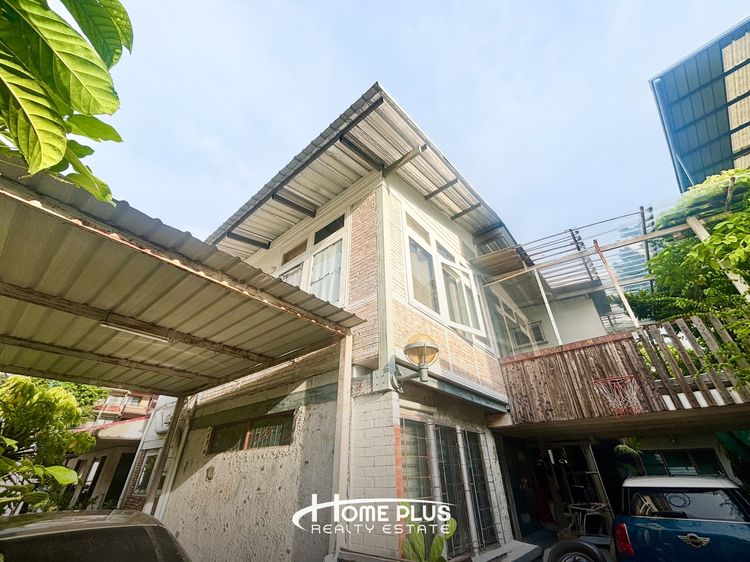 อื่นๆ มีบางส่วน ขายบ้านพร้อมที่ดิน เอกมัย ซอย 8 ถนนสุขุมวิท 63 เขตวัฒนา กรุงเทพฯ