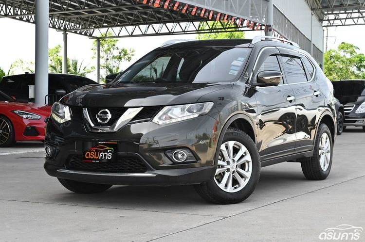 รถ Nissan X-Trail 2.5 V 4WD สี ดำ