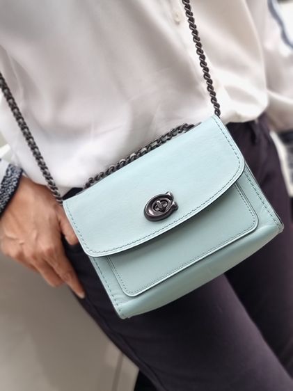 กระเป๋าสะพาย Coach Parker 18  Crossbody