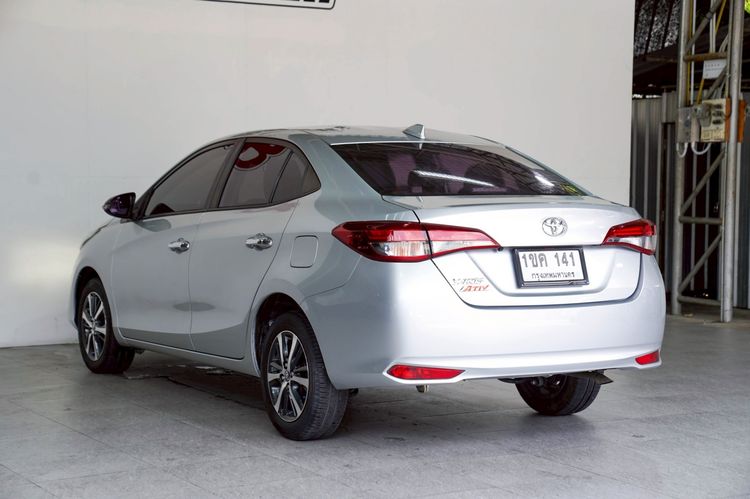 Toyota Yaris ATIV 2020 1.2 S Plus Sedan เบนซิน ไม่ติดแก๊ส เกียร์อัตโนมัติ เทา รูปที่ 3