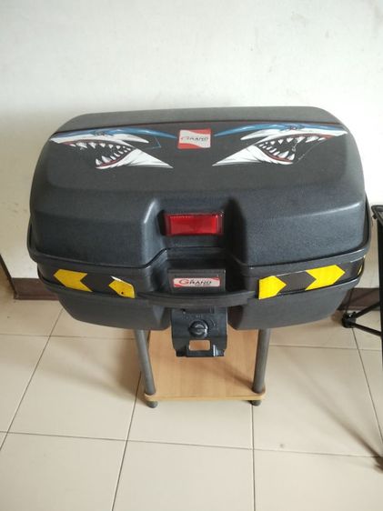 กล่องท้ายpcx  สามารถดัดแปลงใส่รุ่นอื่นได้ รูปที่ 2
