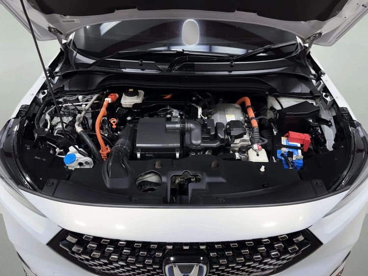 Honda HR-V 2022 1.5 e:HEV RS Utility-car เบนซิน ไม่ติดแก๊ส เกียร์อัตโนมัติ ขาว รูปที่ 4