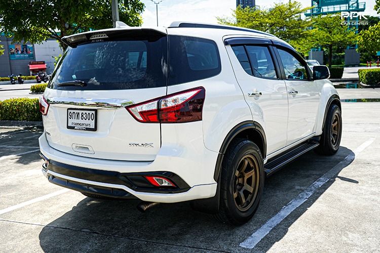Isuzu MU-X 2020 1.9 The Onyx Utility-car ดีเซล ไม่ติดแก๊ส เกียร์อัตโนมัติ ขาว รูปที่ 4