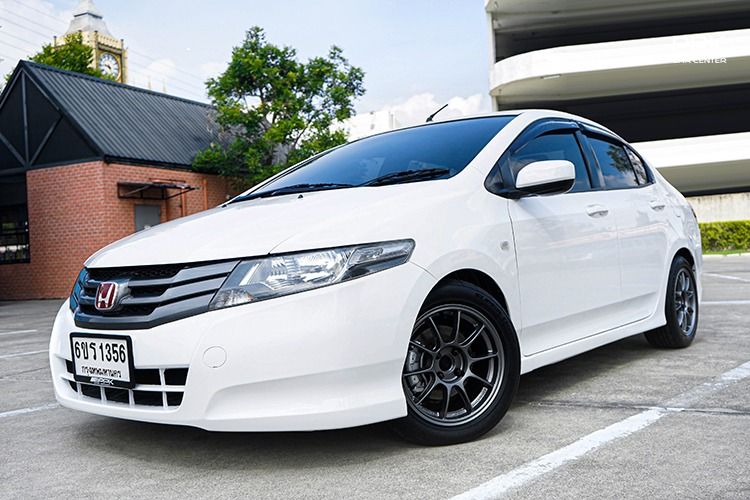 รถ Honda City 1.5 S สี ขาว