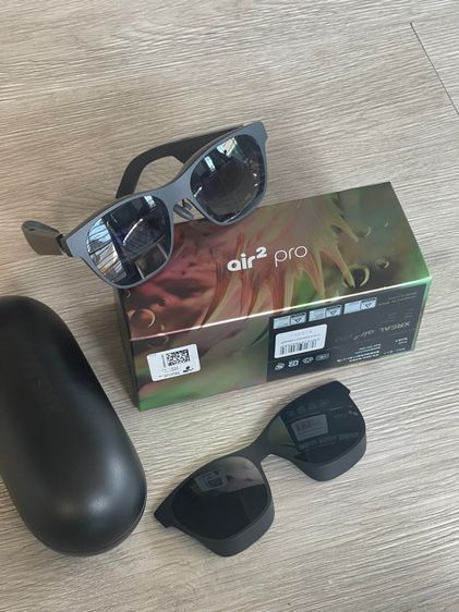 XREAL Air 2 Pro พร้อม XREAL Beam Pro 128GB Wi-Fi ยกชุด