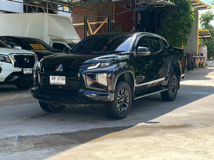 Mitsubishi Triton 2019 2.4 4WD ATHLETE Pickup ดีเซล ไม่ติดแก๊ส เกียร์อัตโนมัติ ดำ