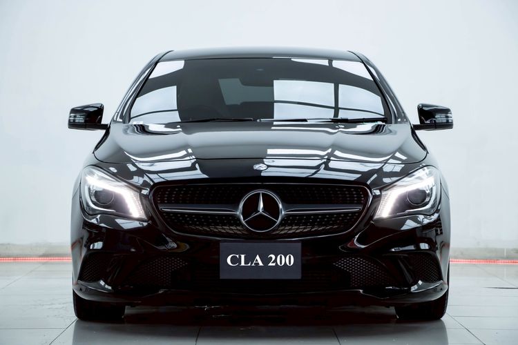 Mercedes-Benz CLA-Class 2021 CLA200 Sedan เบนซิน ไม่ติดแก๊ส เกียร์อัตโนมัติ ดำ รูปที่ 4