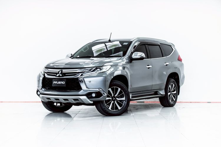 รถ Mitsubishi Pajero Sport 2.4 GT Premium 4WD สี เทา