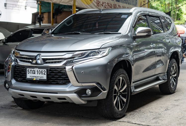 Mitsubishi Pajero Sport 2016 2.4 GT Premium 4WD Utility-car ดีเซล ไม่ติดแก๊ส เกียร์อัตโนมัติ เทา รูปที่ 2