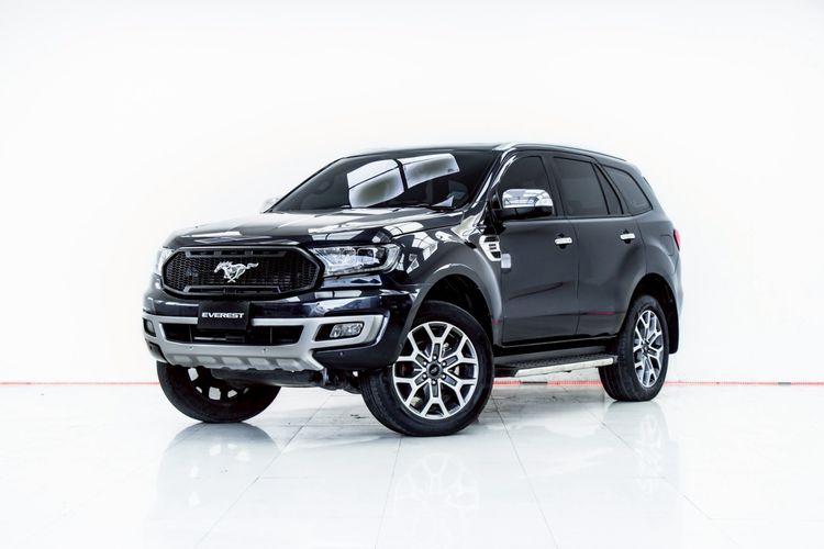 รถ Ford Everest 2.0 Turbo Titanium+ สี น้ำเงิน