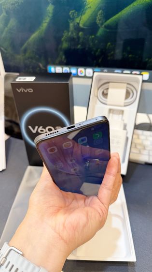 มือถือ Vivo V60 lite 5g (8+256 GB) สภาพมือ 1 ประกันเต็มปี รูปที่ 3