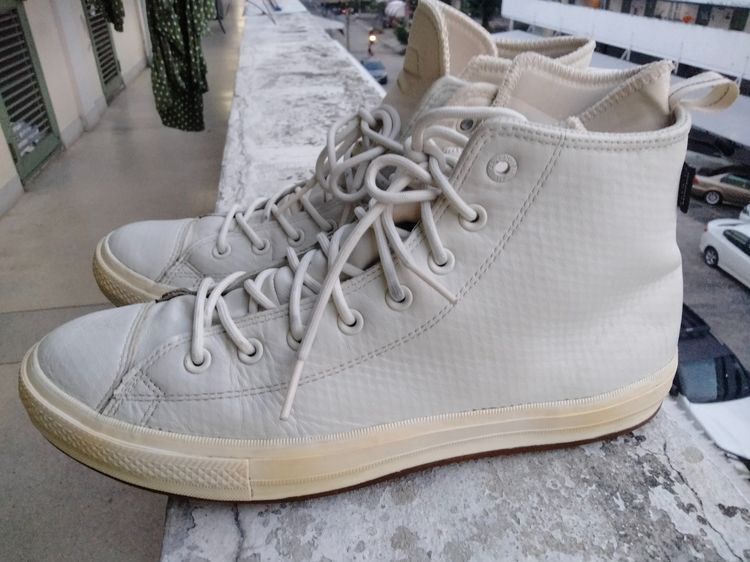 รองเท้าหนังทั่วไป หนังแท้ ขาว Converse Chuck Taylor All Star